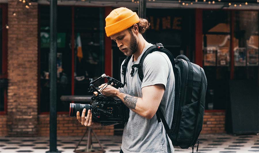 → Cómo se puede ganar dinero en YouTube 🥇
